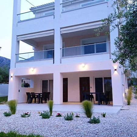 Q Luxury Rooms Paleros מראה חיצוני תמונה