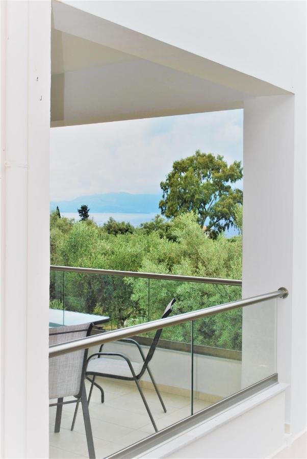 Q Luxury Rooms Paleros מראה חיצוני תמונה