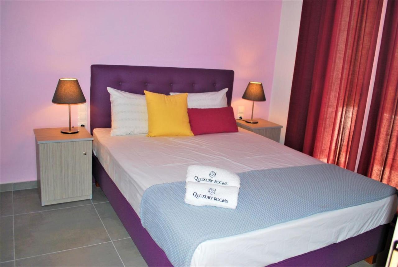 Q Luxury Rooms Paleros מראה חיצוני תמונה