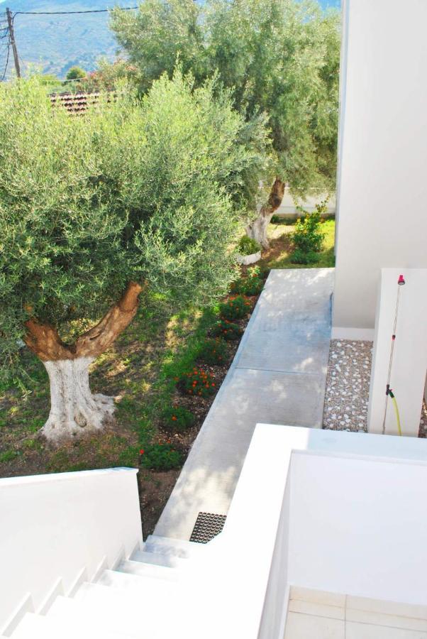 Q Luxury Rooms Paleros מראה חיצוני תמונה