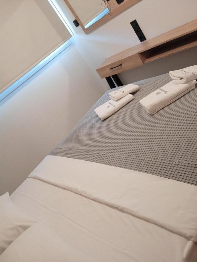 Q Luxury Rooms Paleros מראה חיצוני תמונה
