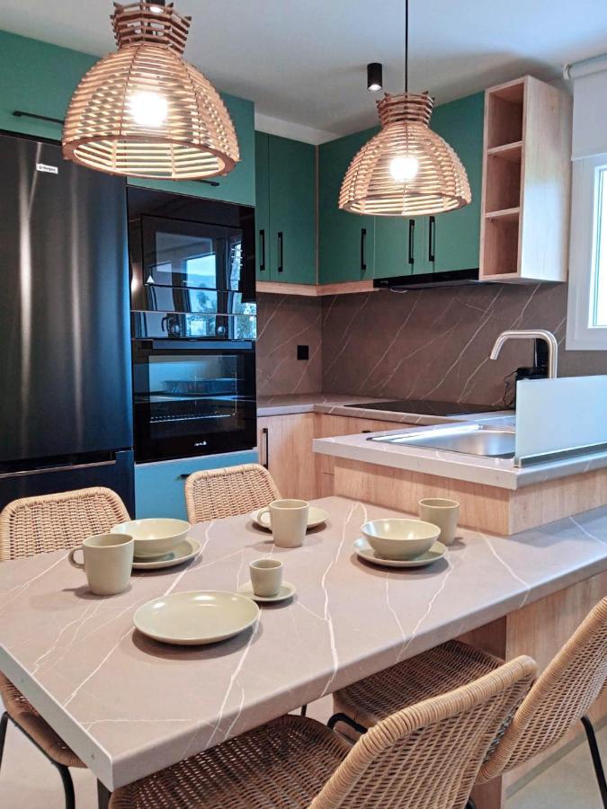Q Luxury Rooms Paleros מראה חיצוני תמונה