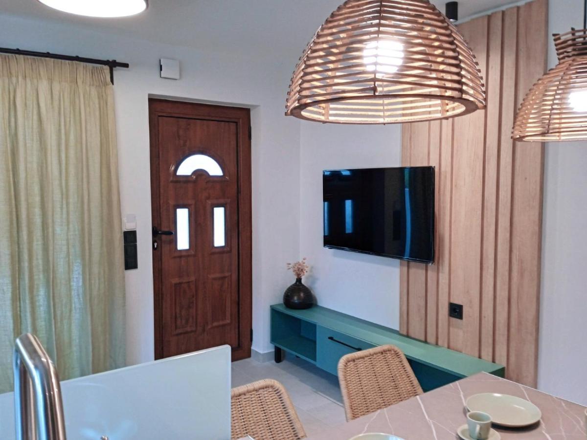 Q Luxury Rooms Paleros מראה חיצוני תמונה