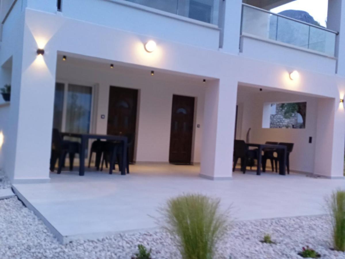 Q Luxury Rooms Paleros מראה חיצוני תמונה