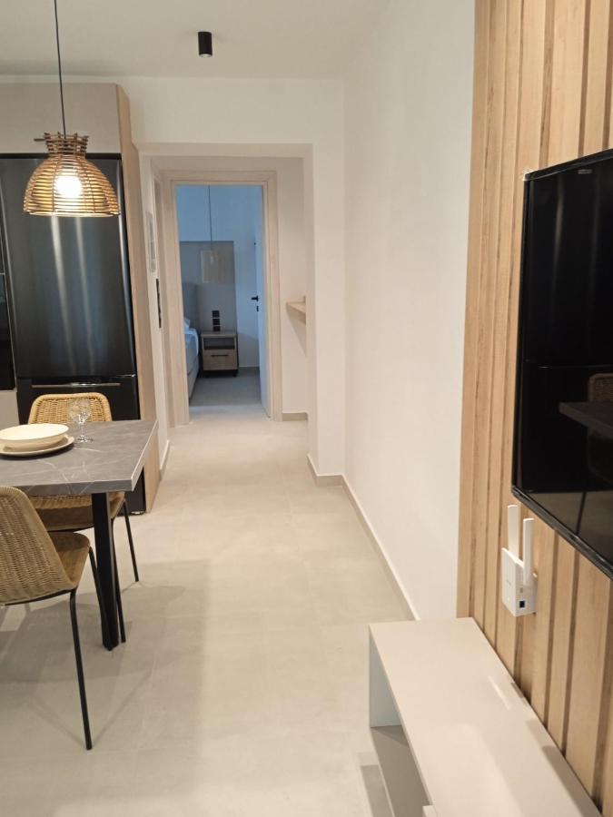 Q Luxury Rooms Paleros מראה חיצוני תמונה